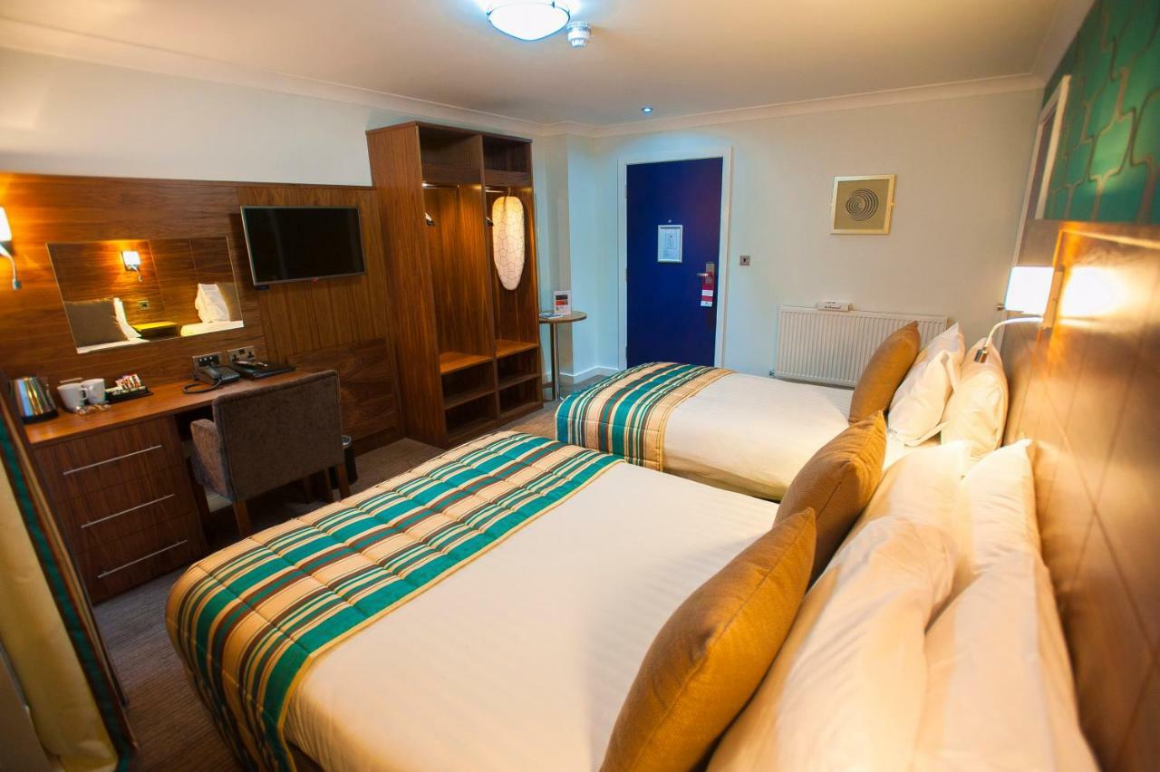 Best Western Plus Lancashire Manor Hotel Skelmersdale Esterno foto